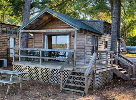 This is a listing of toledo bend lake boat launching facilities on both the campgrounds, rv hookup's, cabins\trailers, motel, cable tv, rest rooms, showers, very nice restaurant, store, bait and tackle, fishing pier, boat. Toledo Bend Lake Waterfront Cabins & Logding - Harborlight ...
