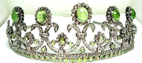 Royal Bridal 1480c Rose Cut Diamond 925 Silver Vintage Look Peridot