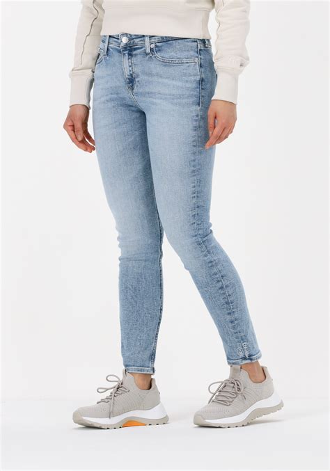 Lichtblauwe Calvin Klein Skinny Jeans Mid Rise Skinny Ankle Omoda
