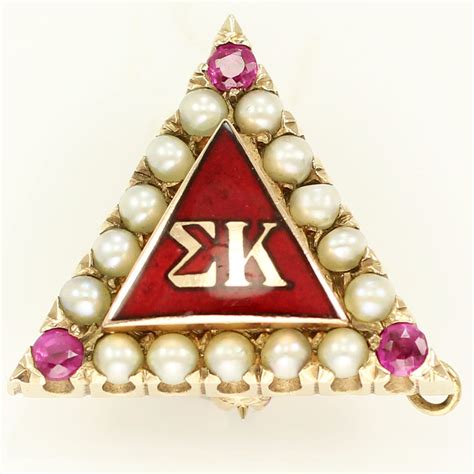 1958 Sigma Kappa Sorority Triangle Badge 10k Yellow Gold Cultured
