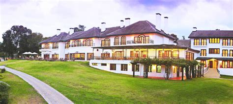 Kenya qoşulma tarixi 4 okt 2018. KHI sells interest in Fairmont Mount Kenya Safari Club | Arab News