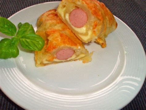 Würstchen in Blätterteig mit Käse von duffelino