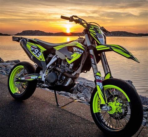 Untitled In 2020 Ktm Supermoto Motorcross Bike Enduro Motorcycle
