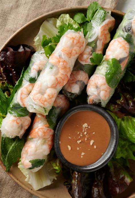 These fresh vietnamese spring rolls are made with shrimp, vegetables, herbs, and rice noodles wrapped in rice paper. Vietnamese spring rolls with peanut sauce | Recipe in 2020 ...