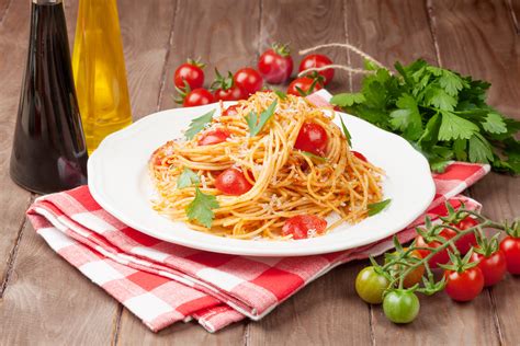 (mainland china, hong kong) italy (a country in southern europe; 意大利面49495_美食文化_美食类_图库壁纸_68Design
