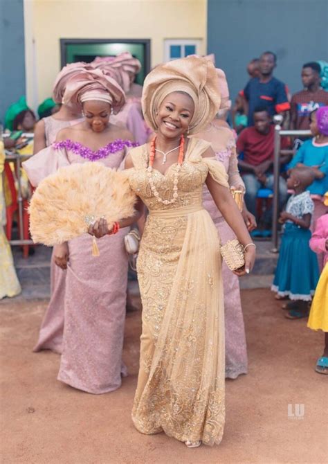 Top 16 Nigerian Traditional Wedding 2022 Dress Ideas Isishweshwe