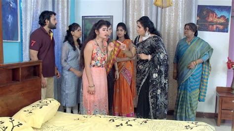 Sasirekha Parinayam Watch Episode 17 Alekyas Mother Slaps Her On Disney Hotstar
