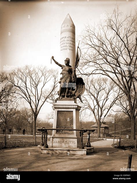 Boston Mass Boston Massacre Monument Monuments And Memorials