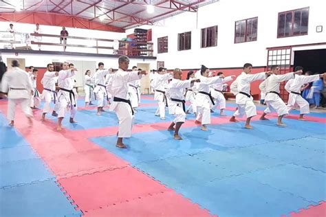 Academia Associação Nakayama De Karatê Shotokan Vila Mariana Colorado Do Oeste Ro Rua