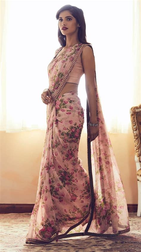 Buy Pink And Fuchsia Embroidered Saree With Unstitched Blouse Online Riritu Kumar India Store