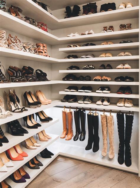 Need a some extra closet storage? Pinterest: DeborahPraha ♥️ shoe closet dream #closets # ...