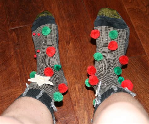 Ugly Christmas Socks 4 Steps Instructables