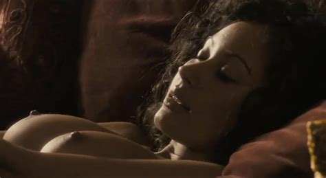 Nude Video Celebs Actress Lisa Ray