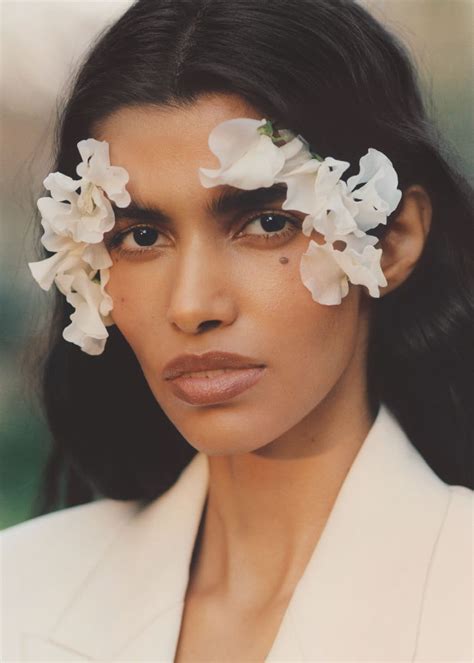 Pooja Mor In Vogue Uk June 2021 By Ben Weller Pooja Mor Cut Crease Eyeshadow Wedding Articles