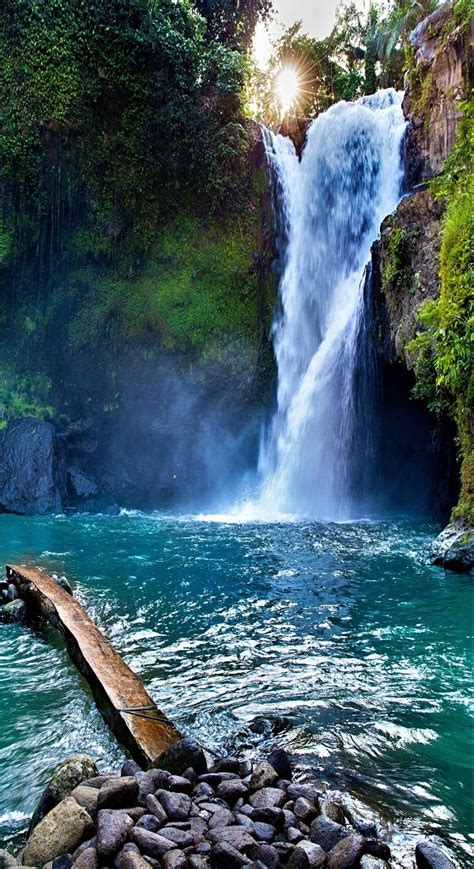 20 Most Beautiful Waterfalls On Earth Beautiful Waterfalls Waterfall