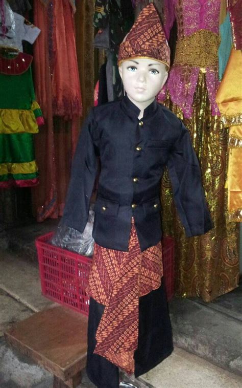 Gambar Mewarnai Pakaian Adat Jawa Barat Baju Adat Tradisional