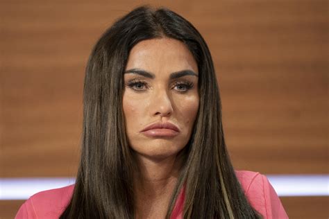 Katie Price Feels So Ugly After Plastic Surgery