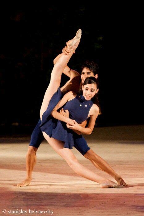 Flexibility Lenigheid Split Oversplit Dance Positions Just Dance Dance Like No One Is