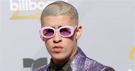 Bysael martínez ocasio (younger brother). Bad Bunny Girlfriend — Who Is Bad Bunny Dating in 2020?