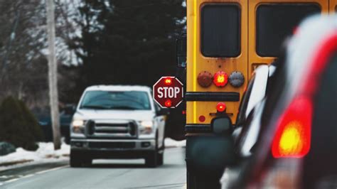 Flashing Red Lights On School Buses Means Other Vehicles Must Stop Wrgb