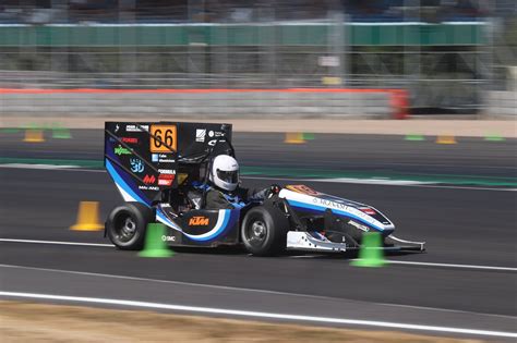 Formula Student Fs On Twitter More Racing Fun In The Sun This