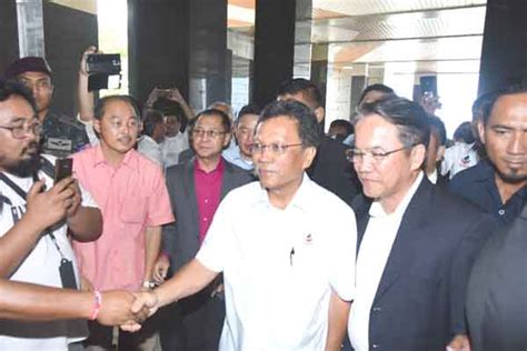 This was in opposition to the dap's central executive. Shafie mulakan tugas hari ini | Utusan Borneo Online
