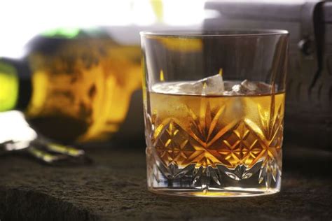 Check spelling or type a new query. 10 liquori di Natale fatti in casa