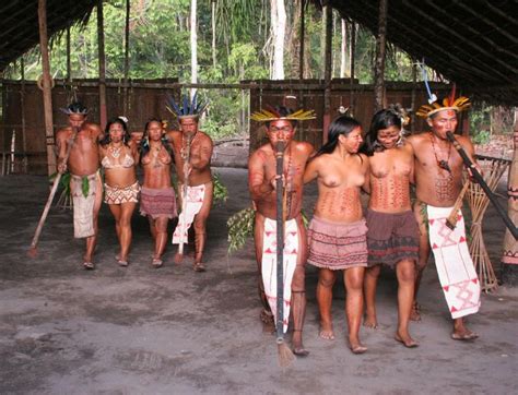 Amazon Jungke Native Rainforest People Amazon People Rainforest Tribes