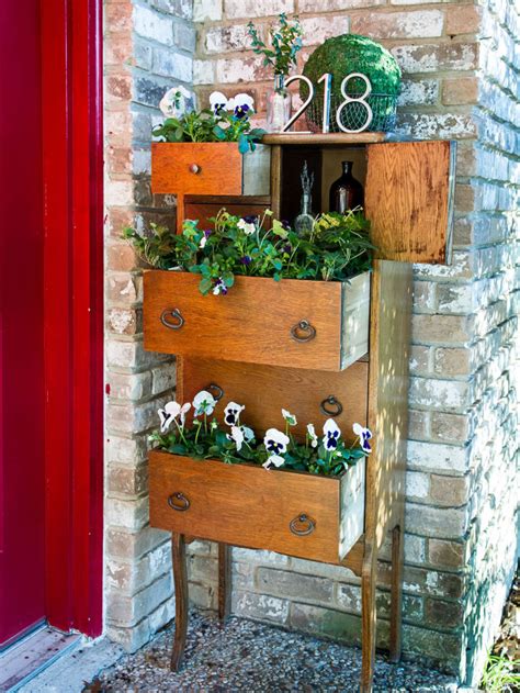 How To Turn Old Dressers Into Amazing Planters Top Dreamer