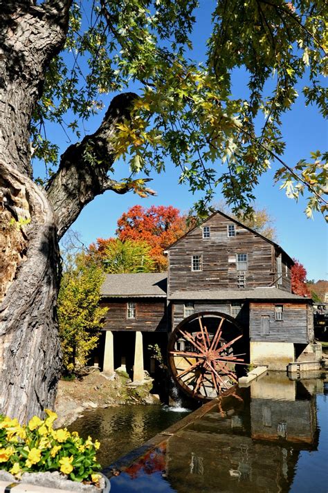 The Old Mill In Pigeon Forge Always Beautiful Beautiful Landscapes