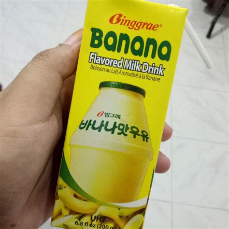 Minuman susu ini juga mudah sekali ditemukan di minimarket. Azreen Zunairah: Apa yang sedap sangat Banana Uyu (susu ...