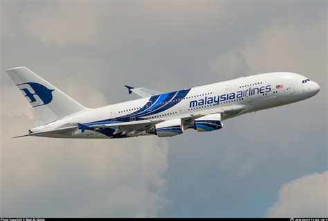 Your privacy is important to us. ALERT Malaysian Airlines #MH2 to London Heathrow returned ...