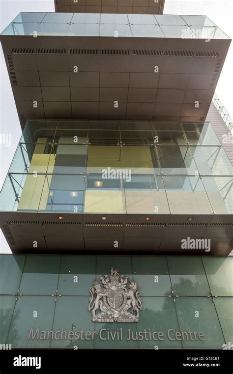 Front Entrance To Manchester Civil Justice Centre Stock Photo Alamy
