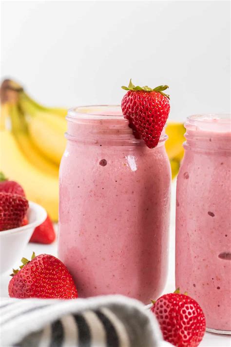 Strawberry Banana Smoothie Recipe Build Your Bite