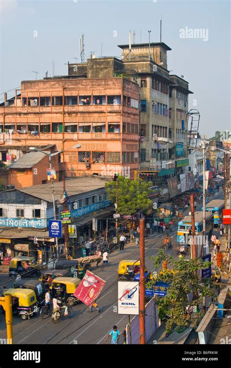 Kolkata Street Hi Res Stock Photography And Images Alamy