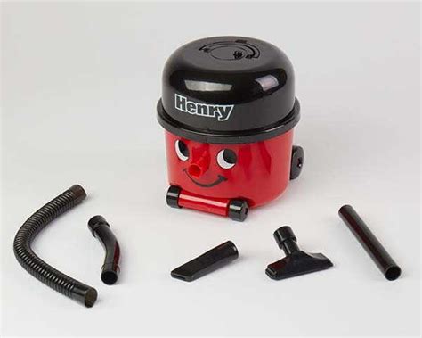 Henry Mini Desk Vacuum Brings The Classic Smile Onto Your Desk Gadgetsin