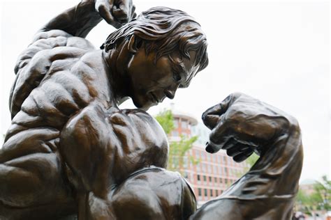 Pumped Up Arnold Schwarzenegger Statue In Columbus Ohio
