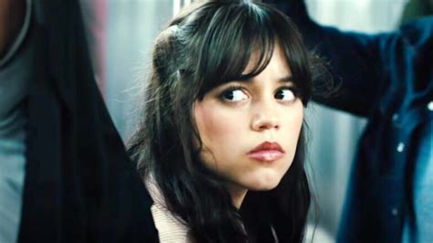 scream 6 chilling footage shows ghostface hunting jenna ortega in new york city