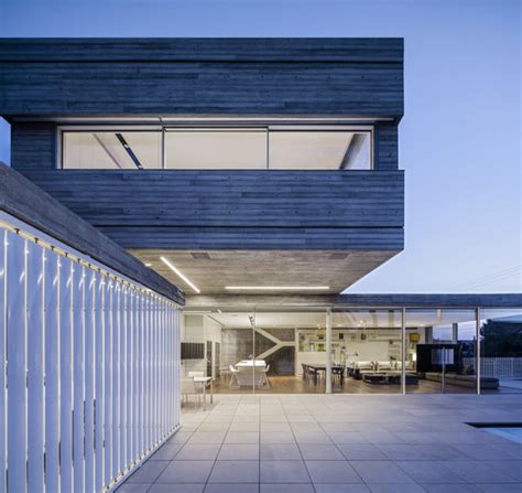 Dual House Pitsou Kedem Architects Axelrod Architects