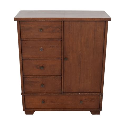 Here at the barn we are the toowoomba region's leading gun shop, oil and battery supplier for vehicles of all sizes. 86% OFF - Pottery Barn Pottery Barn Sumatra Chiffonier ...