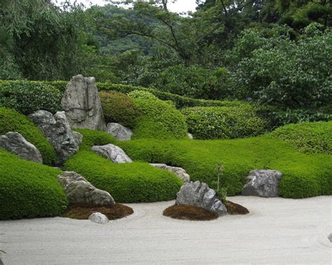 Brown stone mini zen garden, diy | garden zen & japanese. Miniatur Zen Garten verschenken: Ruhe und Meditation