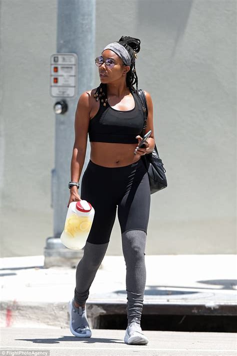 Gabrielle Union Bares Envy Inducing Abs Following Gym Session Daily