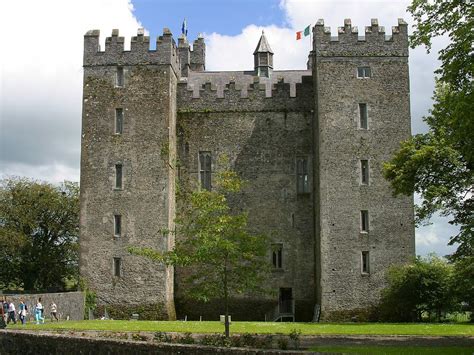 Great Castles Of Europe Bunratty Castle