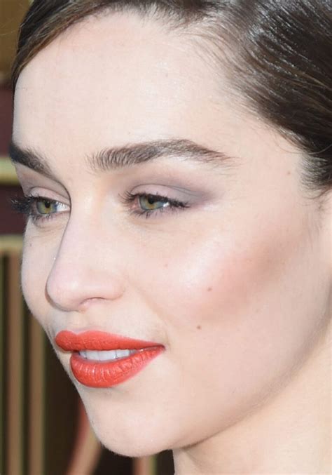 Actress Emilia Clarke : Celebrity Makeup