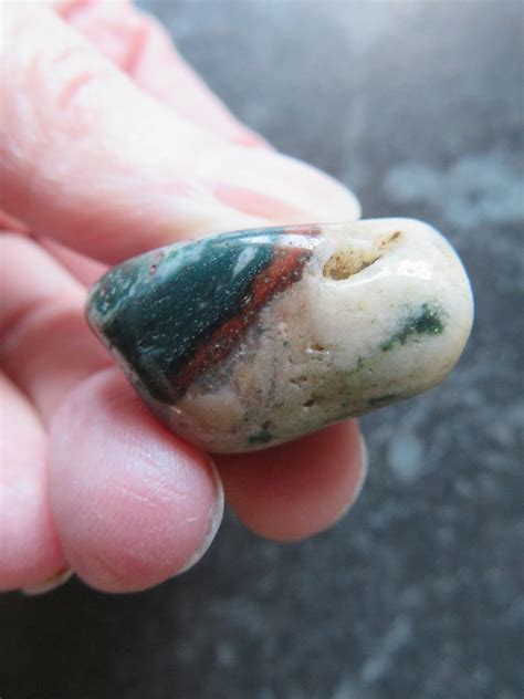 New Find Judys Jasper 'Eye Of The Storm' (14.1 grams / 25 mm) Natural Tumblestone (A3) - FREE UK 