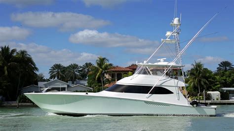 Some Sport Fish Yachts Arrive At Yachts Miami Beach Youtube