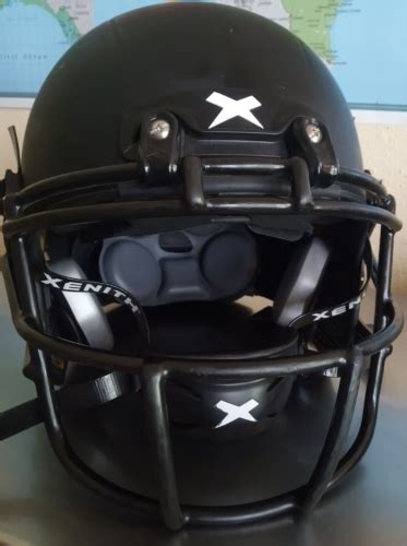 Xenith X2e Youth Football Helmet M With Xrs 21sx Mask And Chin Strap