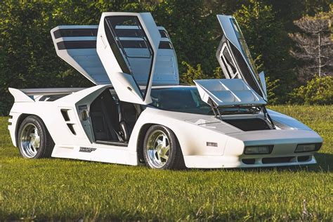 Heres Why The Vector W8 Is A Sports Car Worth Collecting