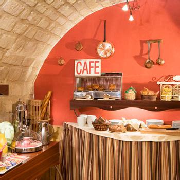 Timhotel invalides eiffel offers its guests a garden, coffee/tea in a common area, and concierge services. Best Western Tour Eiffel Invalides, Paris, France - Best ...