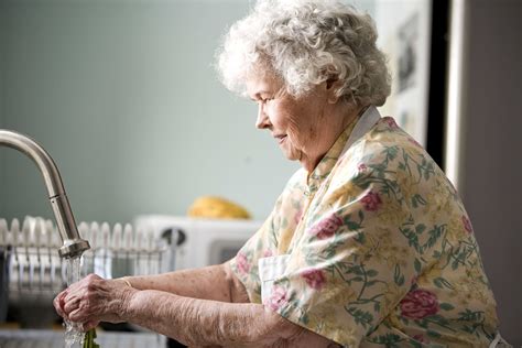 Free Picture Portrait Old Woman Kitchen